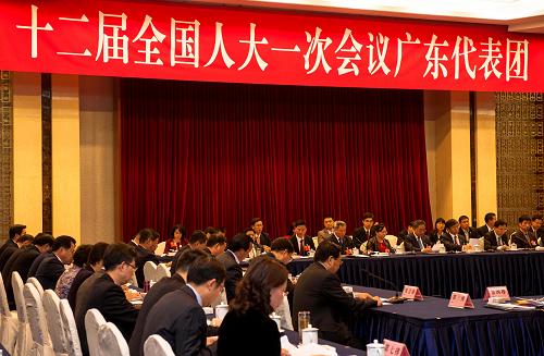 广东代表团向媒体开放