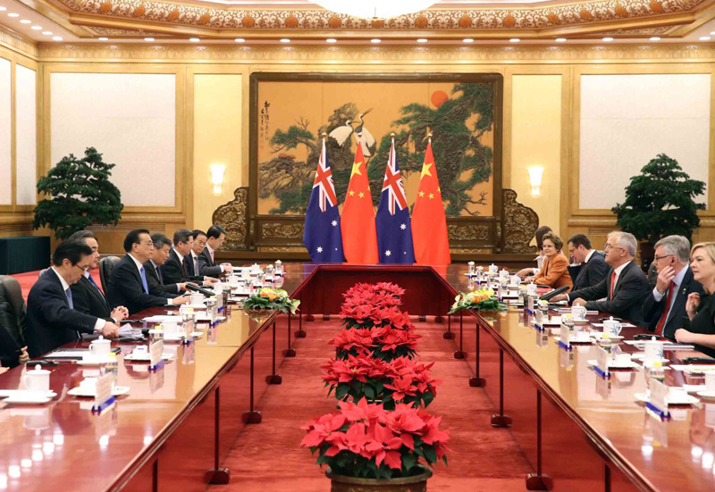 4月14日，国务院总理李克强在北京人民大会堂同来华进行正式访问的澳大利亚总理特恩布尔举行第四轮中澳总理年度会晤。