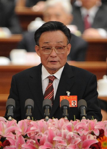 受权发布:全国人民代表大会常务委员会工作报告