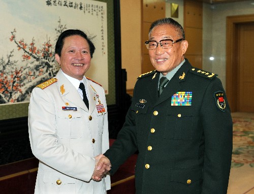 曹刚川会见越南国防部副部长