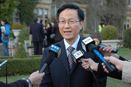 中国财长:各国应加强宏观政策协调和反