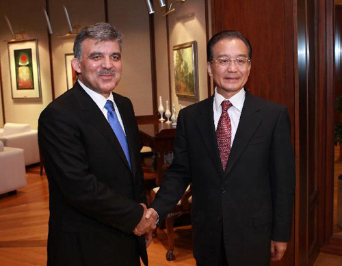 中国和土耳其发表建立发展战略合作关系联合声