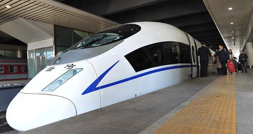 哈大高铁将提速至300公里 执行夏季运行图