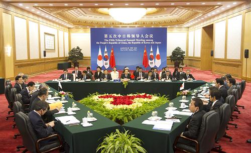 次人口中心_第七次人口普查图片