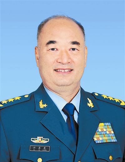 中国共产党中央军事委员会副主席许其亮简历