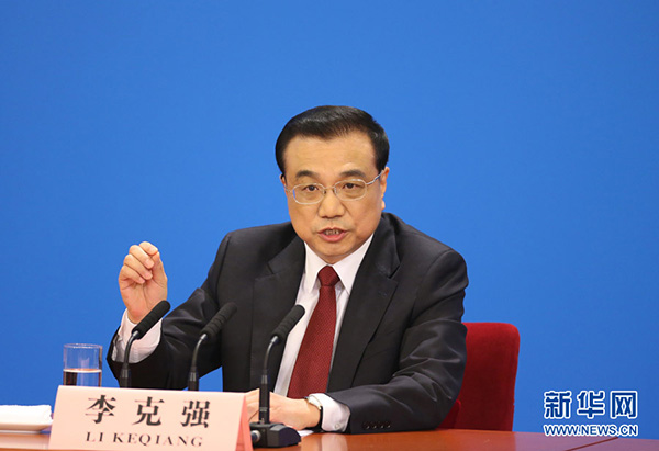 3月16日，国务院总理李克强在北京人民大会堂与中外记者见面，并回答记者提问。
