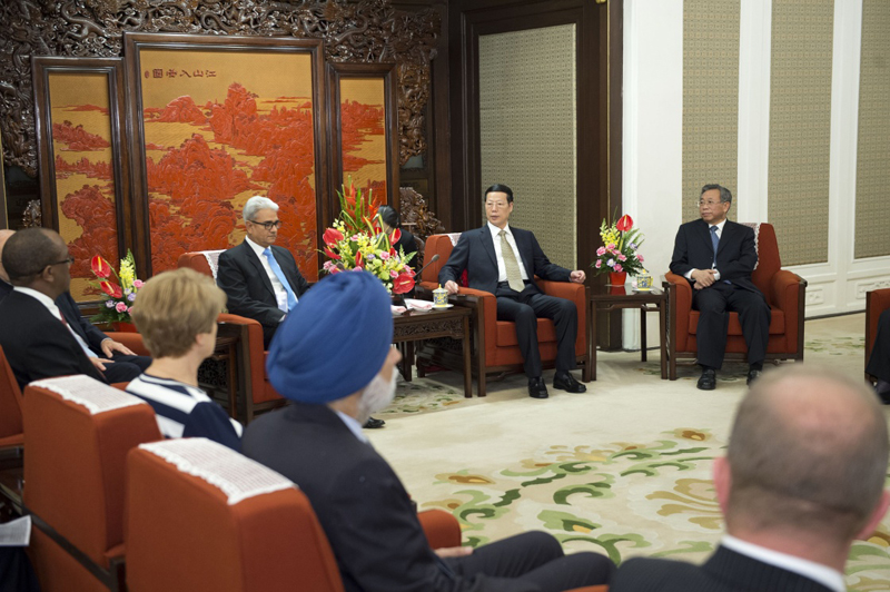 6月24日，中共中央政治局常委、国务院副总理张高丽在北京中南海紫光阁会见出席金砖国家最高审计机关领导人第一次会议的外方代表。