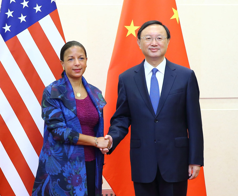  7月25日，中国国务委员杨洁篪在北京同美国总统国家安全事务助理赖斯举行会谈。
