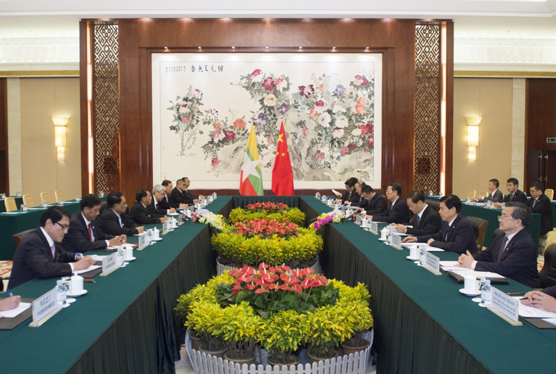 张高丽会见缅甸副总统吴敏瑞