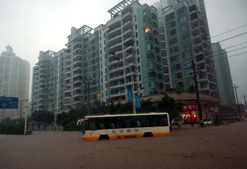 重庆市防汛形势严峻 国家防总启动Ⅲ级应急响