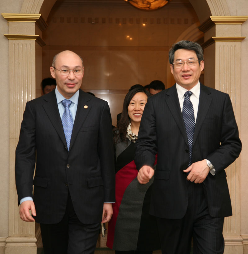 刘铁男会见哈萨克斯坦共和国副总理科利姆别托