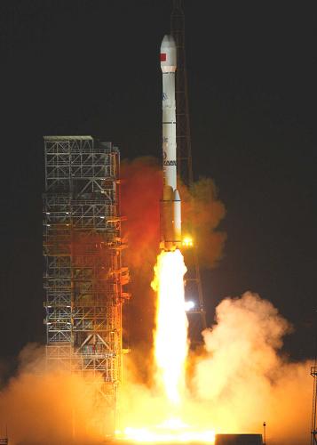 2009年4月15日0时16分：我国北斗二号首颗组网应用卫星成功发射！