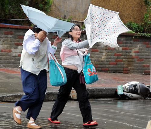 台湾:台风莫拉克即将来袭
