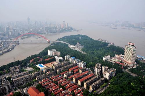 长江汉江洪水夹击 武汉防汛形势紧急