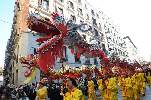 世界各地华人欢庆春节