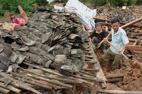 广西上思县遭遇洪水袭击
