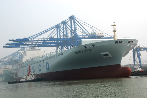 万箱级集装箱船中远亚洲轮将在天津首航