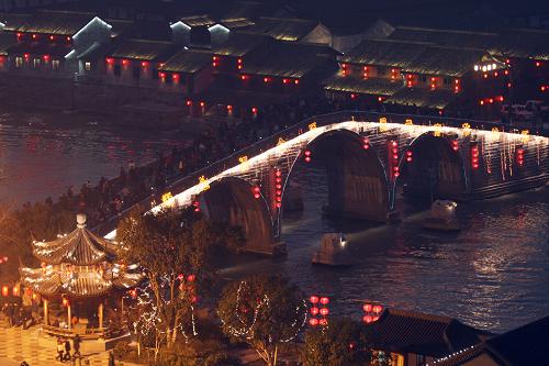 京杭大运河杭州段夜景照明系统正式亮灯
