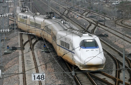 国产时速350公里动车组奥运前用于京津城际铁