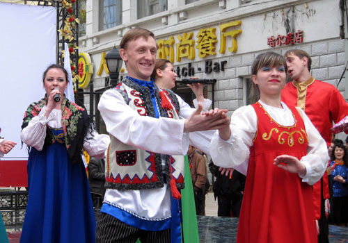 哈尔滨中央大街俄罗斯文化节开幕