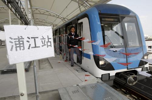 上海轨道交通8号线二期进入机电调试阶段