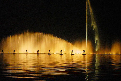 苏州春申湖音乐喷泉启用