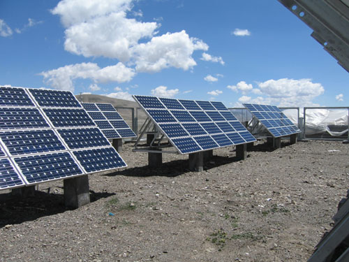 我国海拔最高规模最大的太阳能供电系统投入运
