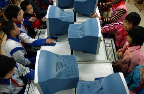 甘肃逾395万农村中小学生受益现代远程教育