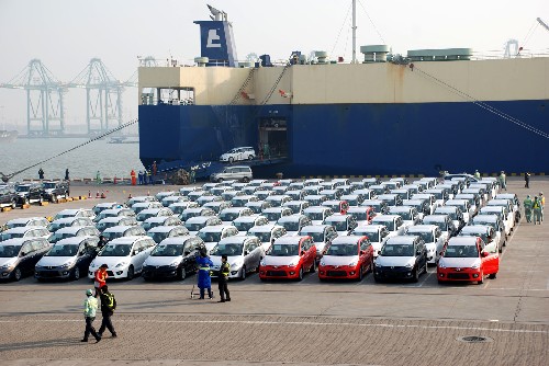 天津港预计全年接卸进口汽车25万辆