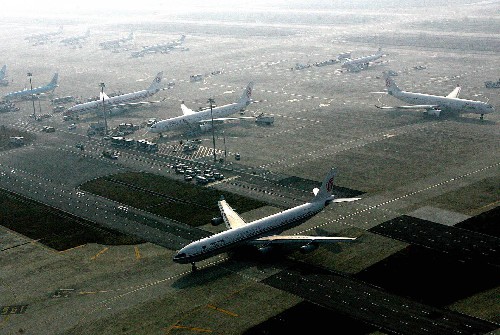 上海浦东机场扩建主体工程通过竣工验收
