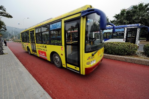 福州试铺彩色沥青公路