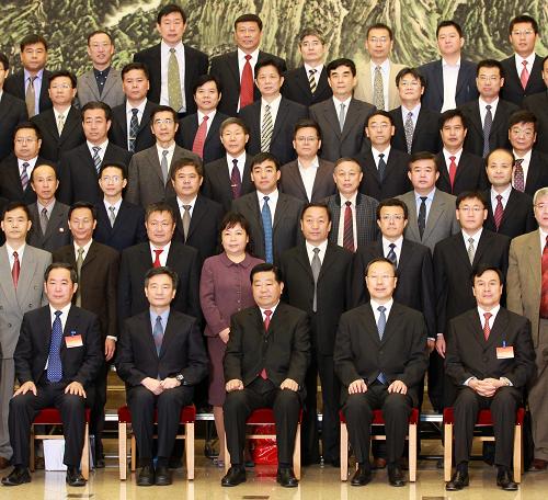 贾庆林会见中国统一战线理论研究会会员代表大