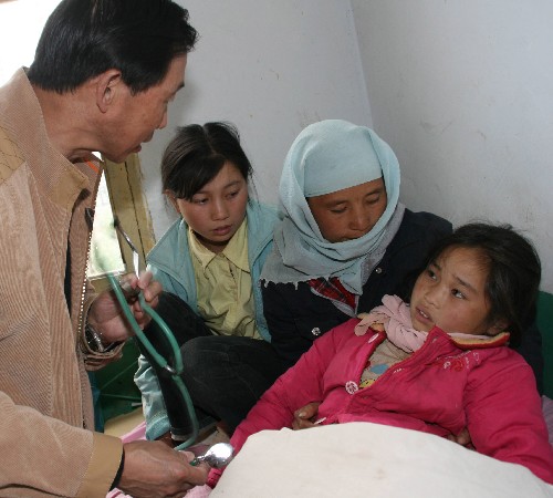 云南鲁甸小学生接种疫苗出现反应被确认