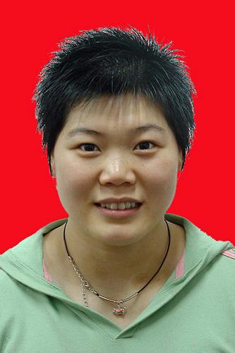 这是国家举重队运动员刘春红(女)。 新华社发