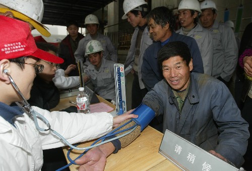 静安区外来人口孕检点_姑苏区胥江街道多措并举助力外来流动儿童健康成长(2)