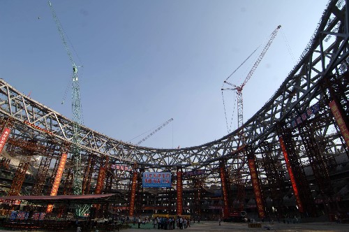2008年奥运会主会场鸟巢钢结构卸载成功