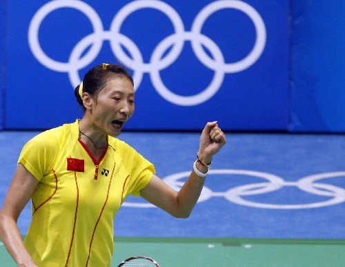 张宁获北京奥运会羽毛球女子单打金牌