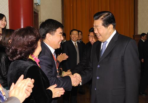 中国扶贫开发协会第四届会员大会在京召开 贾