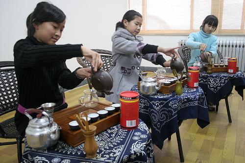 河北廊坊:传统茶艺走进小学课堂