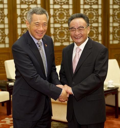 吴邦国会见新加坡总理李显龙