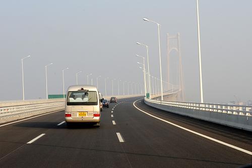 南京长江四桥通车