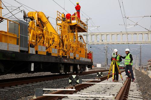 中国企业在海外修建的首条高铁进入通车倒计时