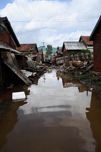 吉林省桦甸市红石镇洪水致死亡人数升至14人