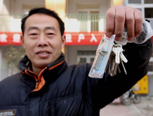 安徽蒙城:150户保障房住户喜领钥匙