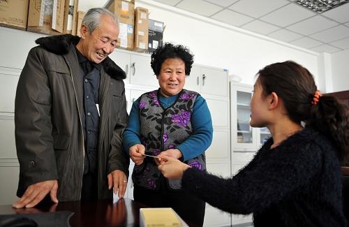 内蒙古乌拉盖:全面实行城乡一体化养老金制度