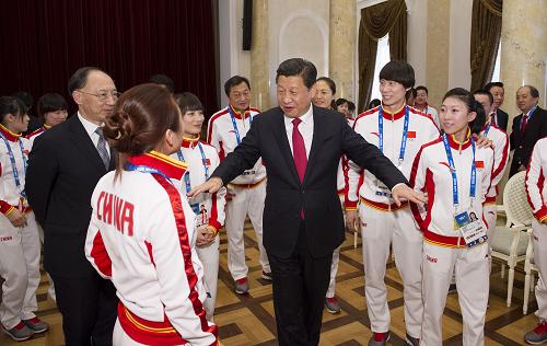 习近平看望索契冬奥会中国体育代表团