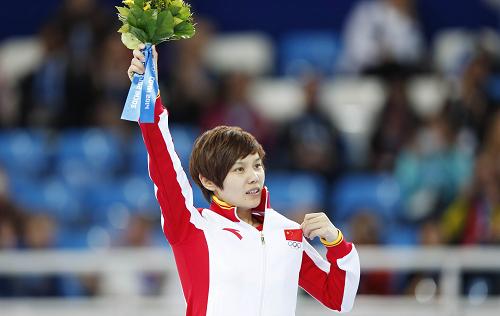 李坚柔在索契冬奥会为中国代表团获得首金