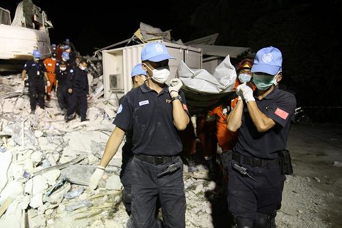 全国人口失踪网_洪灾爆发 BC省2人失踪 全国200城沦陷 几千栋房子被淹(2)