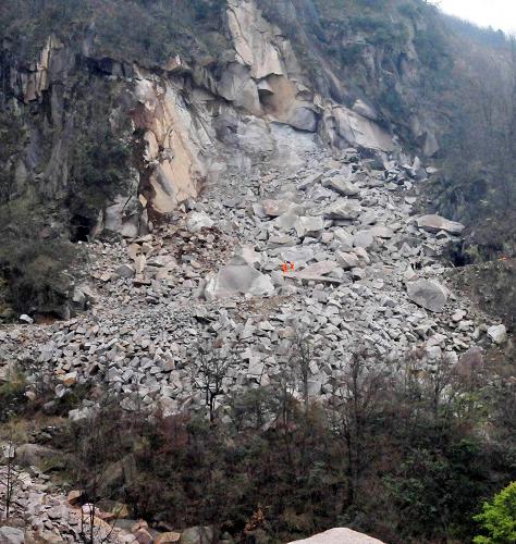 湖北兴山3·31矿山爆炸事故救援正有序进行