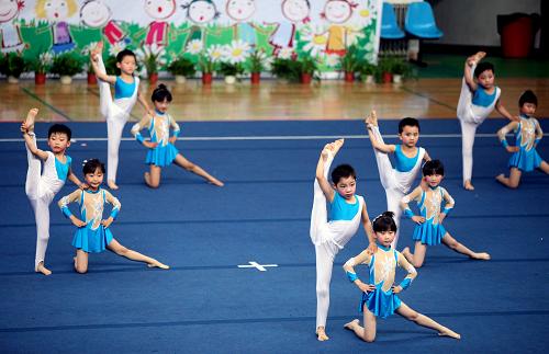 2012全国幼儿基本体操表演大会京郊开幕